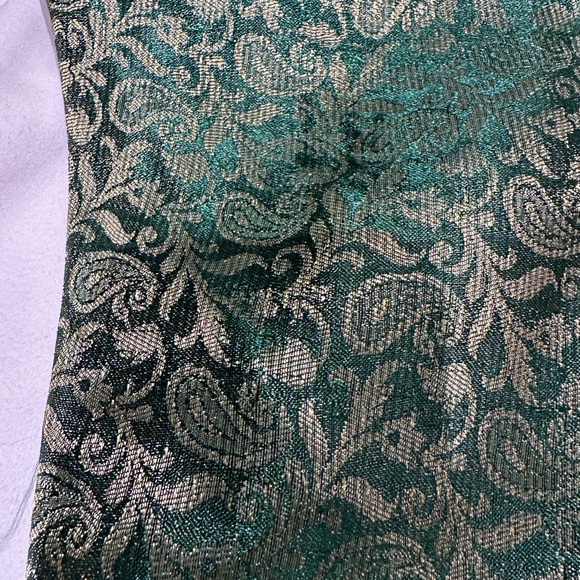 Girls Indian/Pakistani clothes - Picture 4 of 7